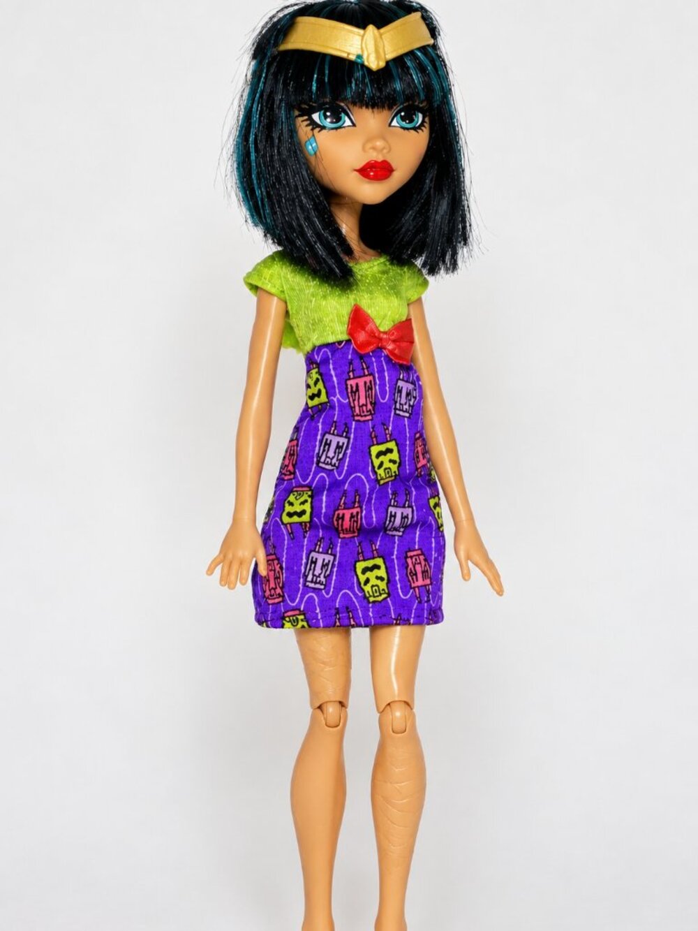 Monster High Cleo de Nile G2 Doll Black Teal Hair Gold Headpiece Mattel